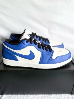 AUTHENTIC Jordan 1 Low Game Royal size 10 553558-124 2020 VNDS